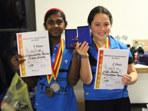 Tharmika Chivakurunathan und Dorothee Schädle 2. Platz im Doppel