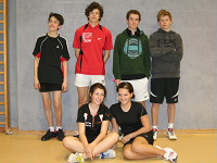Unsere Schülermannschaft: hinten:Tobias Schmude, Markus Bühler, Aaron Gauggel und Linus Dietrich; vorne: Nele Honsel und Nina Majer